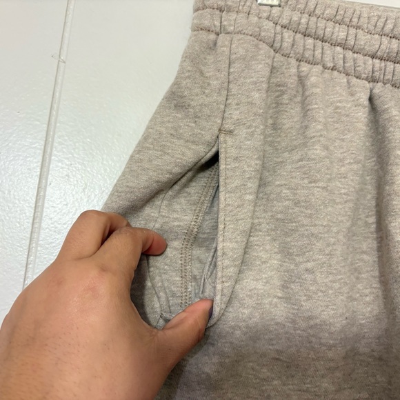 Abercrombie & Fitch Sunday Fleece Lounge Shorts Brown Cozy M Women’s Drawstring - Picture 2 of 8
